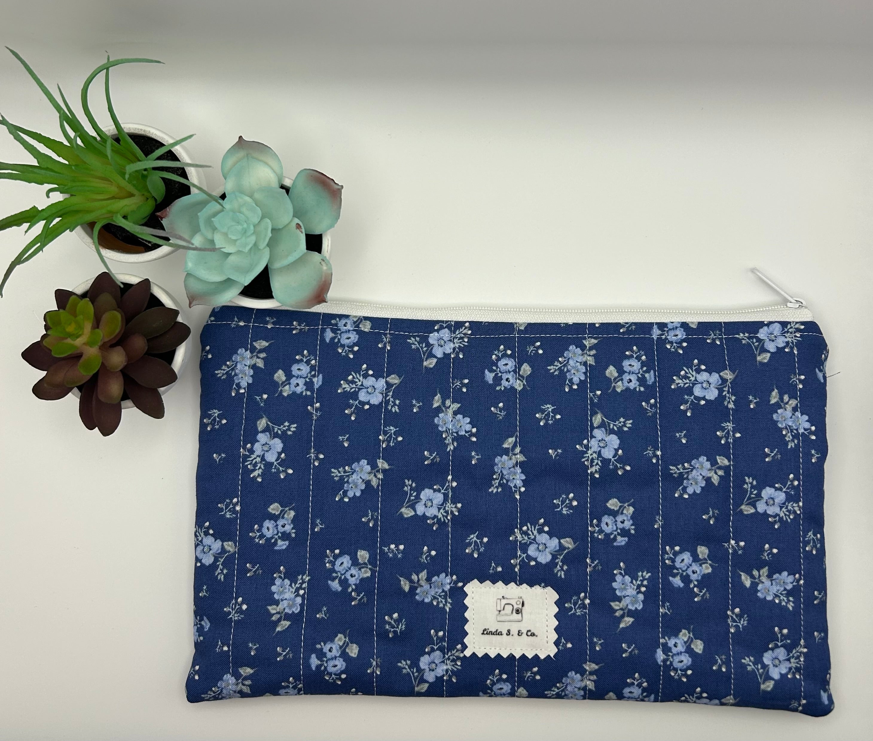 Cottage Bloom Large Zipper Pouch