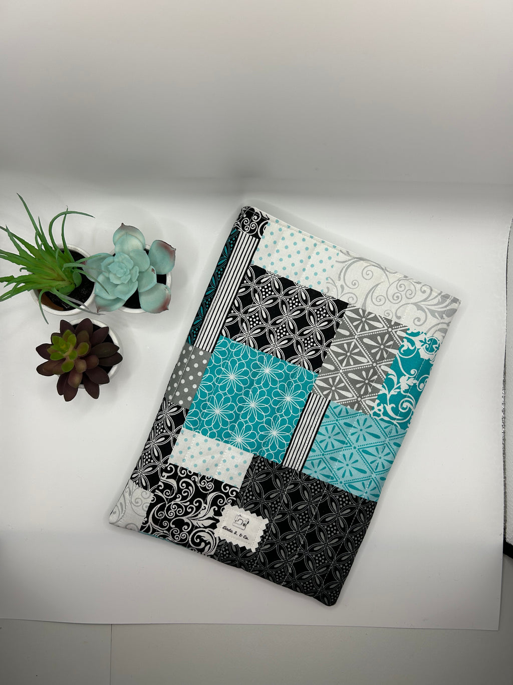 Aqua Belle Kindle Sleeve